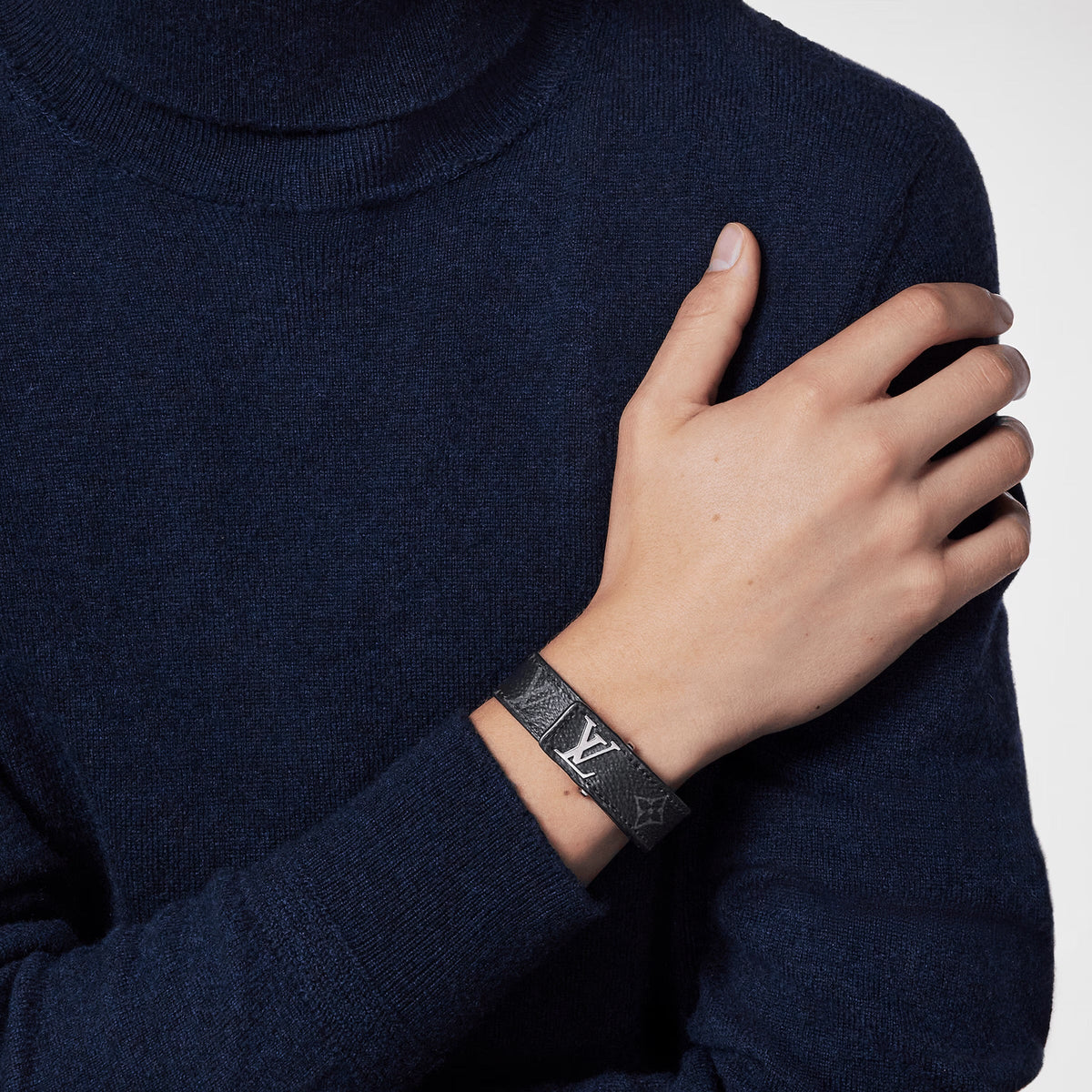 LV - LV Slim Black Bracelet