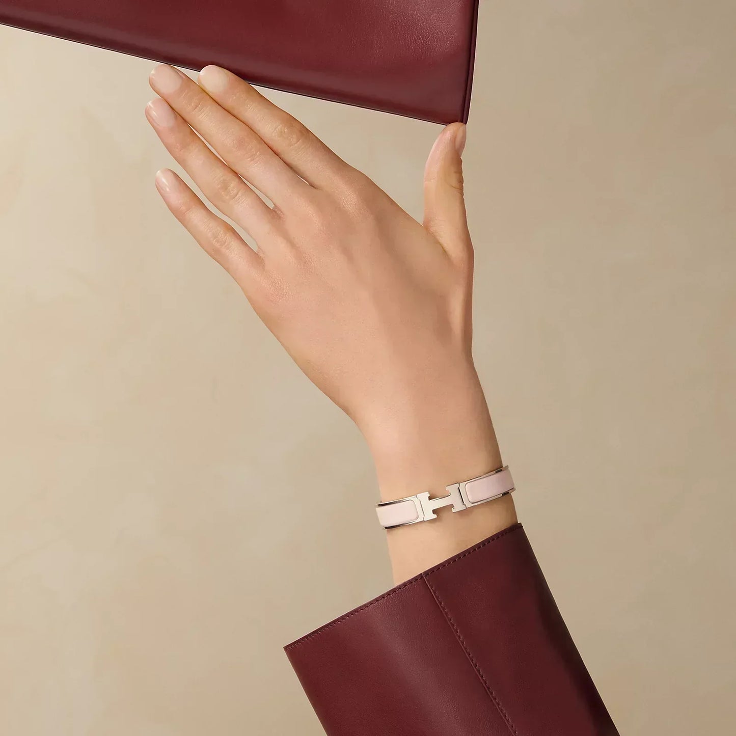 Hermès - Clic H Bracelet Rose Candeur