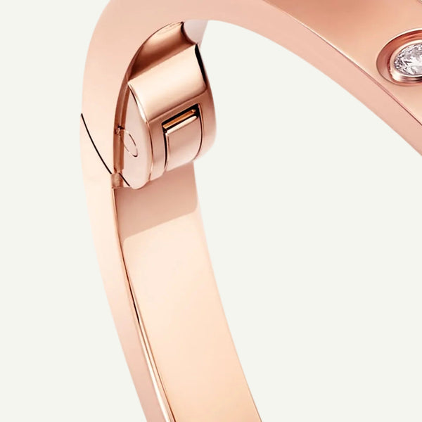 Cartier - Love Bracelet, 10 Diamonds Rose Gold