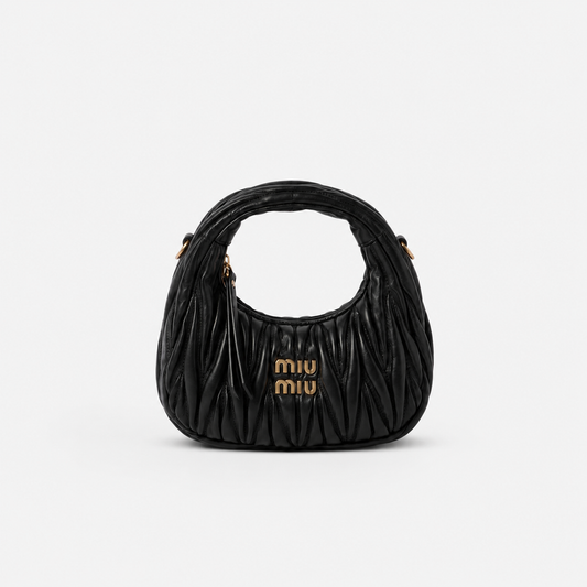 MiuMiu Mini Sac Hobo Wander en Nappa Matelassé Noir