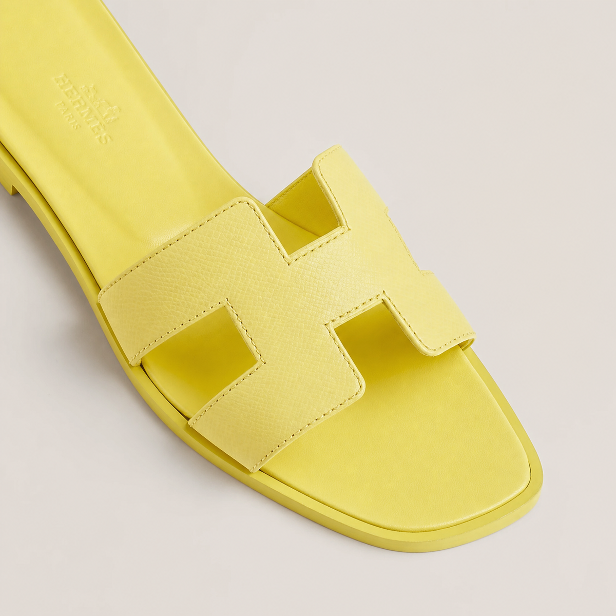 Hermes Sandales Jaune Pastel