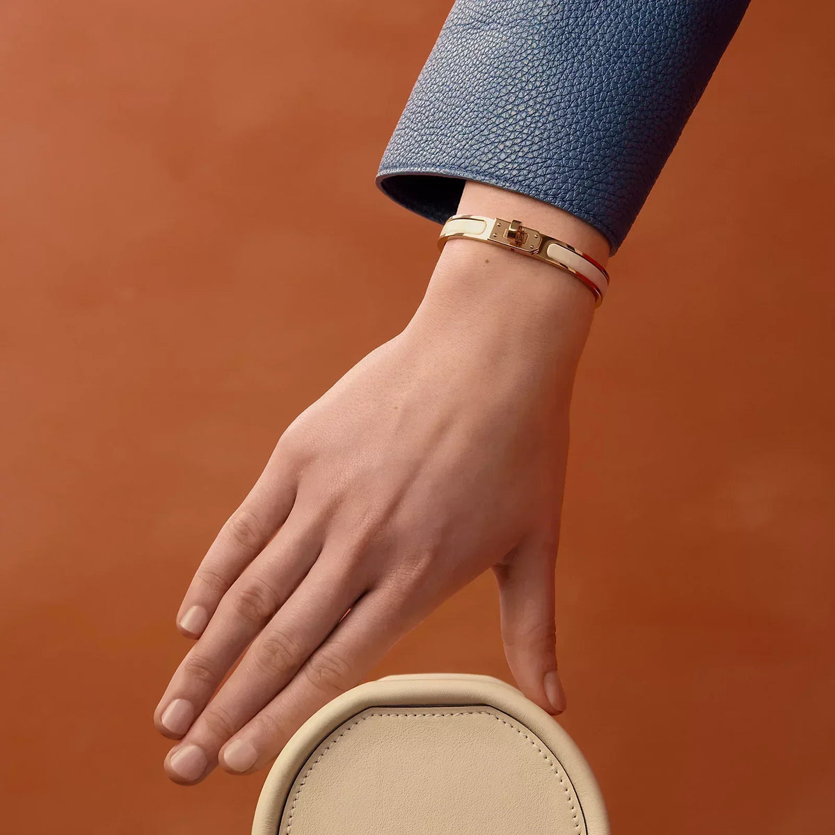 Hermès - Mini Clic Kelly Bracelet Cream