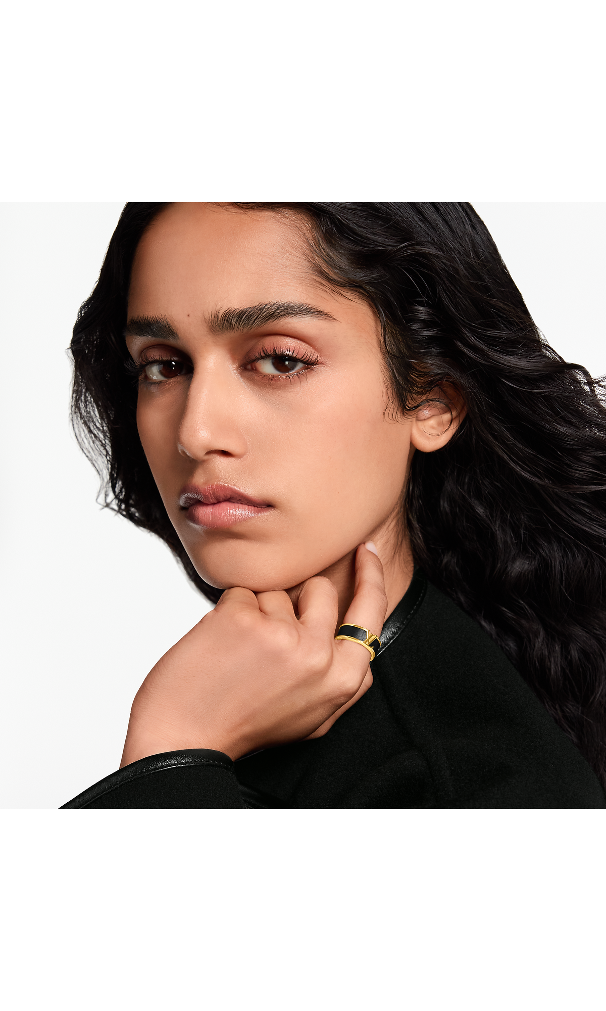 Louis Vuitton Bague LV Initiales Cuir Noir