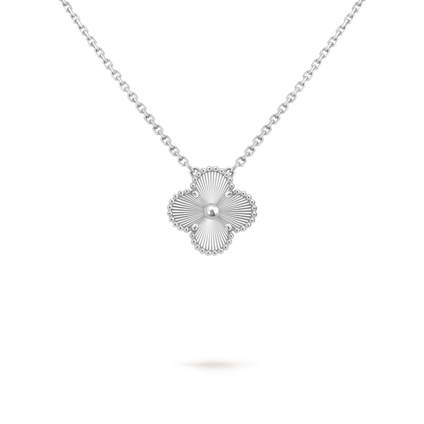 Van Cleef Collier Vintage Alhambra Or Blanc Guilloché